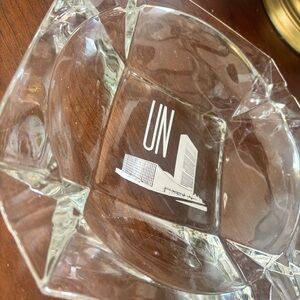 Vintage UNITED NATIONS NYC New York 8" Glass Crystal Cigar Ashtray